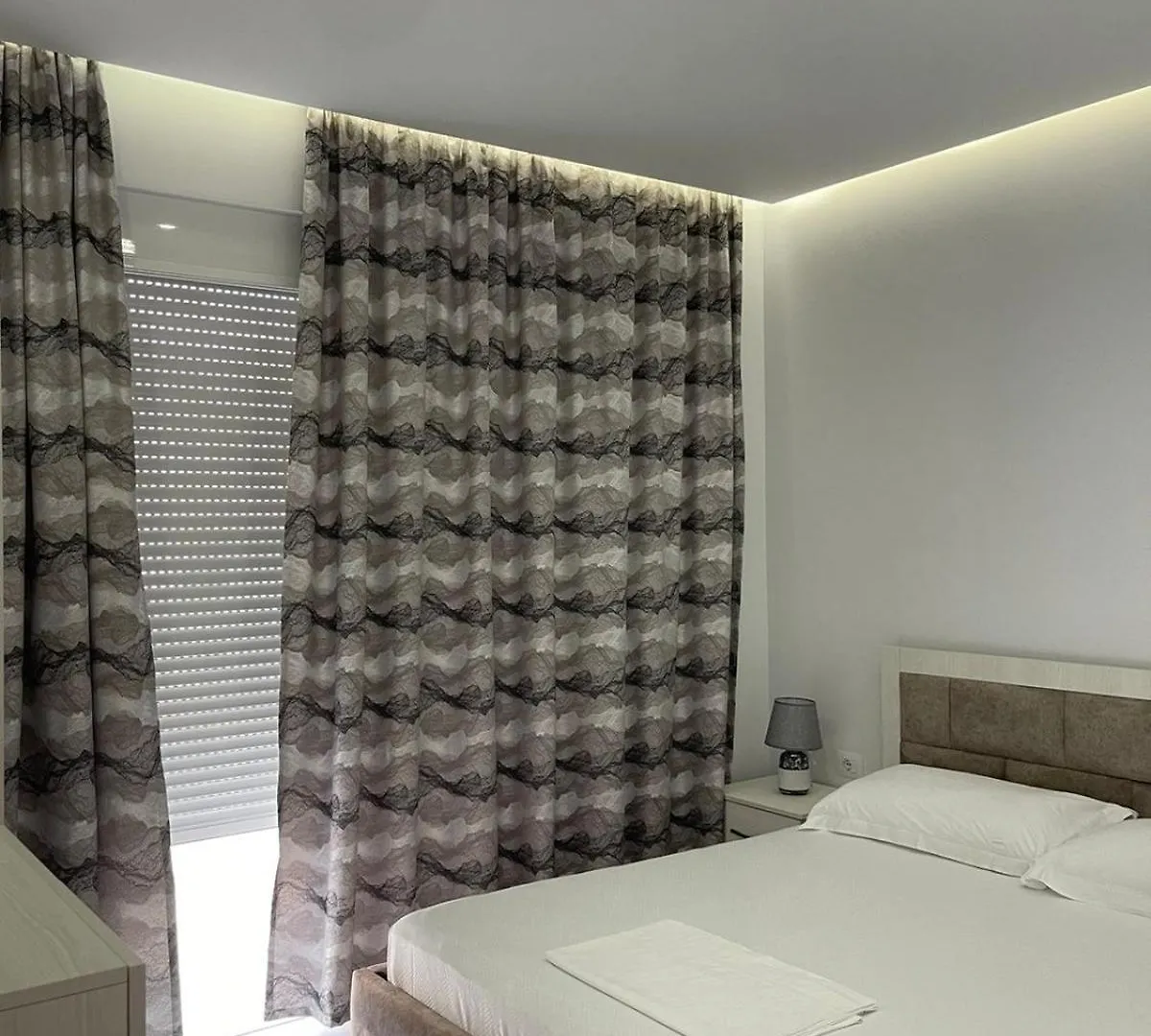 Sunset View Apartment Sarande